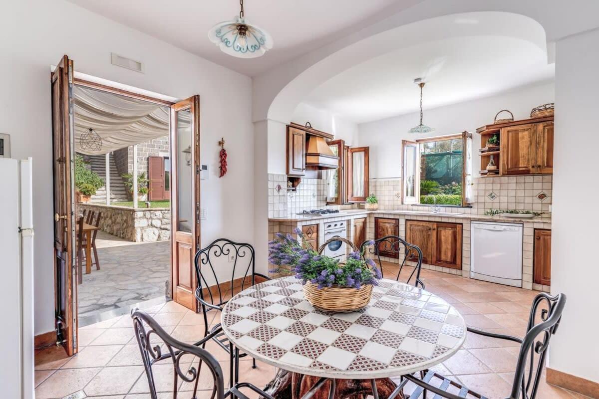 Villa Mimosa Rustic Elegance Views & Pool Massa Lubrense Dış mekan fotoğraf